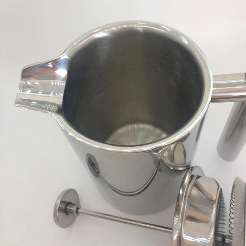 Cafetière à piston isotherme à - Coffee Equipment Camping avis et prix